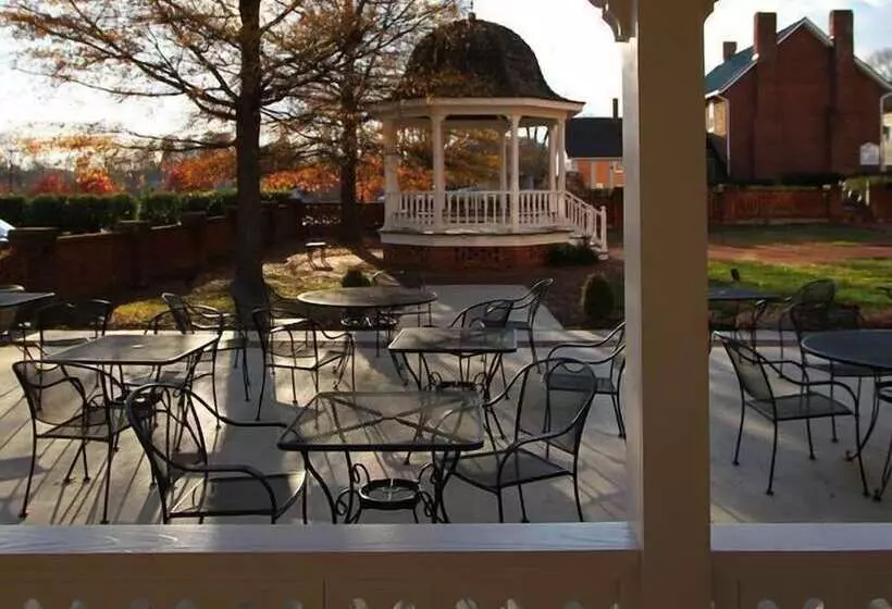 ユースホステル Hale Springs Inn