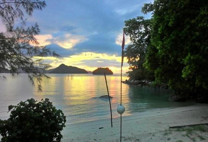 Schronisko Wild Pasir Panjang