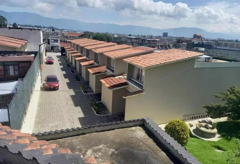 هاستل Y Bungalows Santa Ana