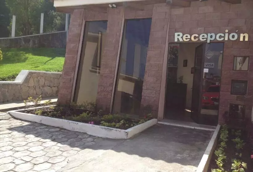 هاستل Y Bungalows Santa Ana