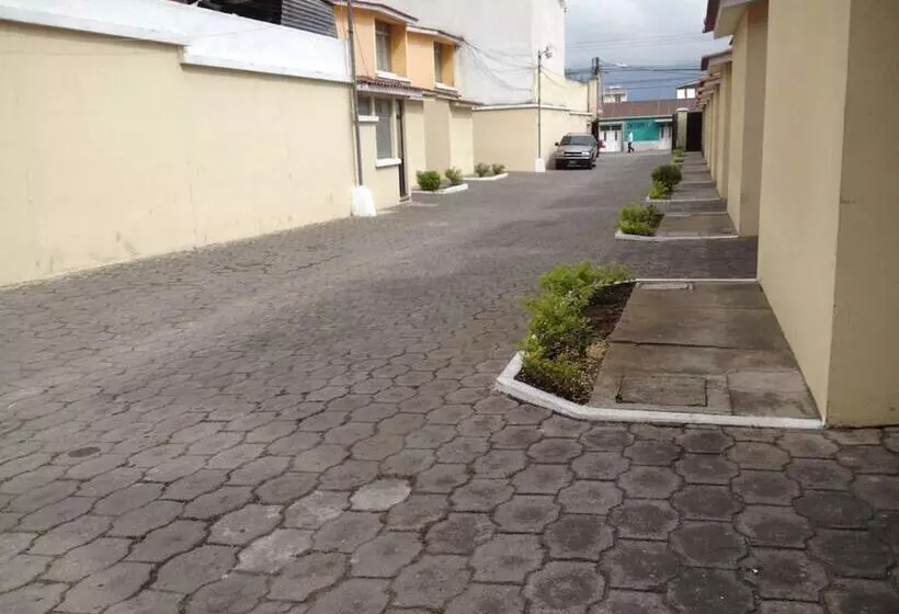 هاستل Y Bungalows Santa Ana