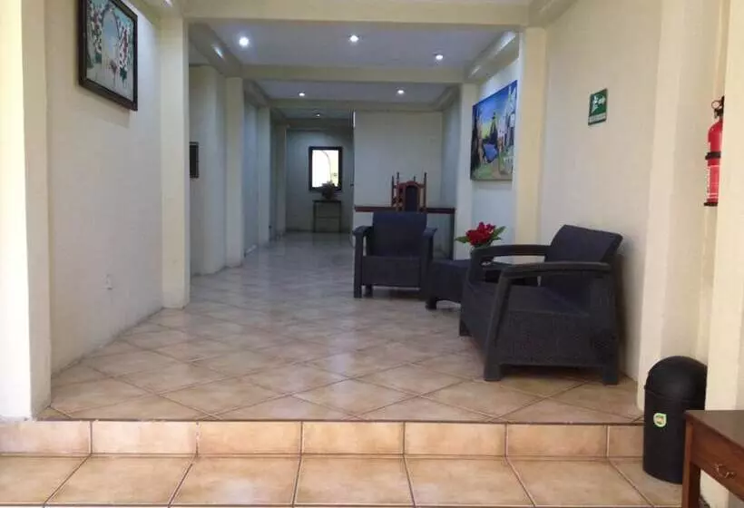 هاستل Y Bungalows Santa Ana