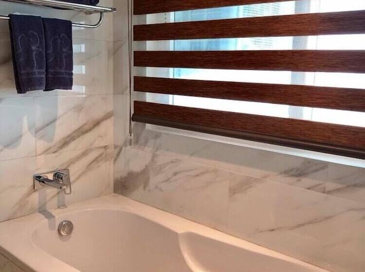 Hai Phong Tower Apartment &