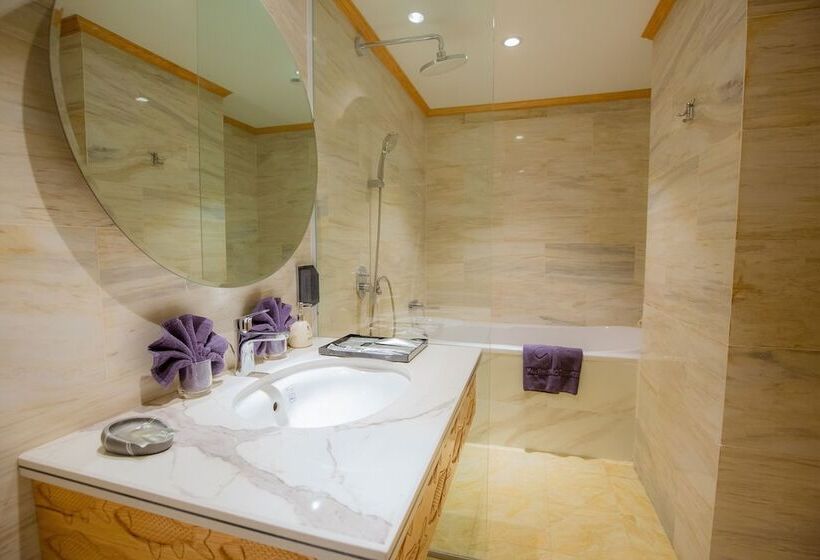 Hai Phong Tower Apartment &