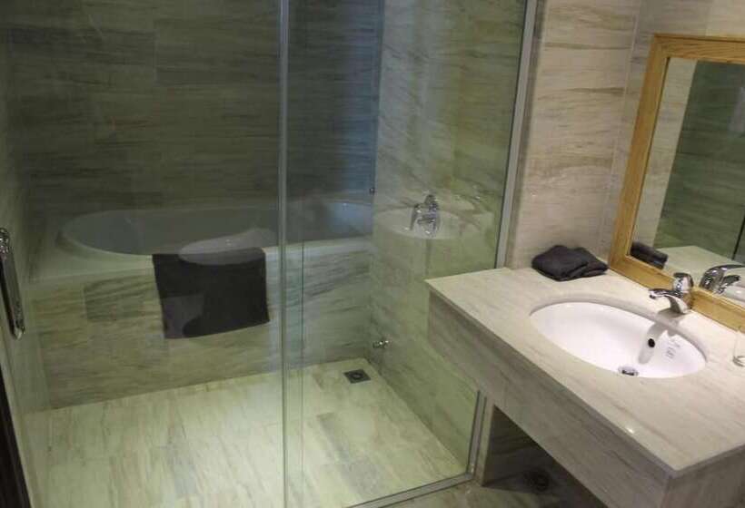 Hai Phong Tower Apartment &