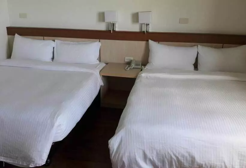 هتل کپسول Light Blue Hostel