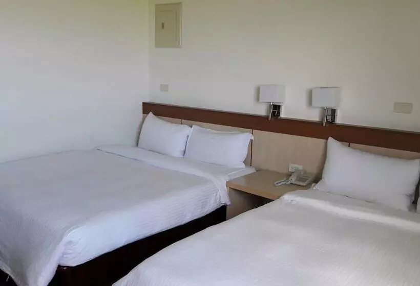 هتل کپسول Light Blue Hostel