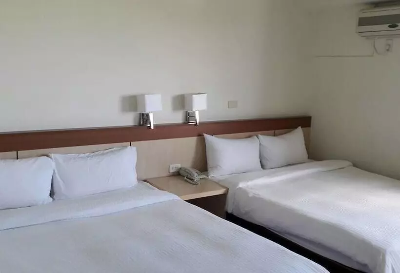 هتل کپسول Light Blue Hostel