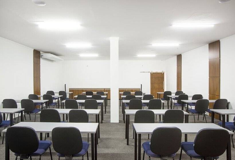 בית מלון כפרי Sumare Park