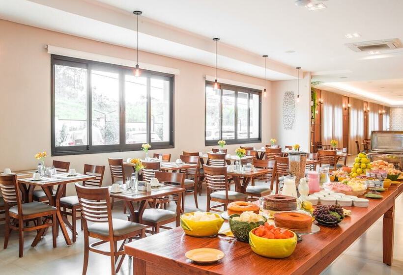 בית מלון כפרי Sumare Park