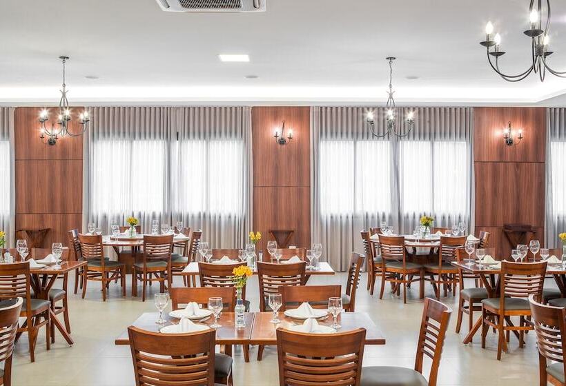 בית מלון כפרי Sumare Park