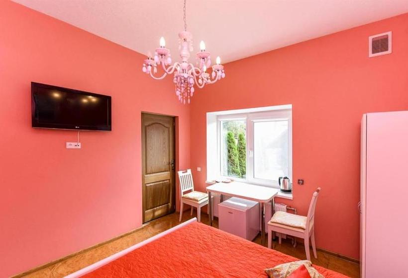 پانسیون Astra Poilsis Sventojoje