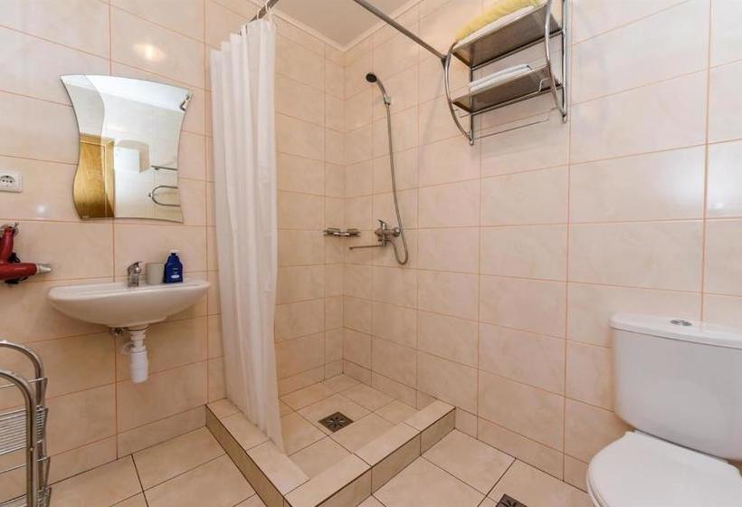 پانسیون Astra Poilsis Sventojoje