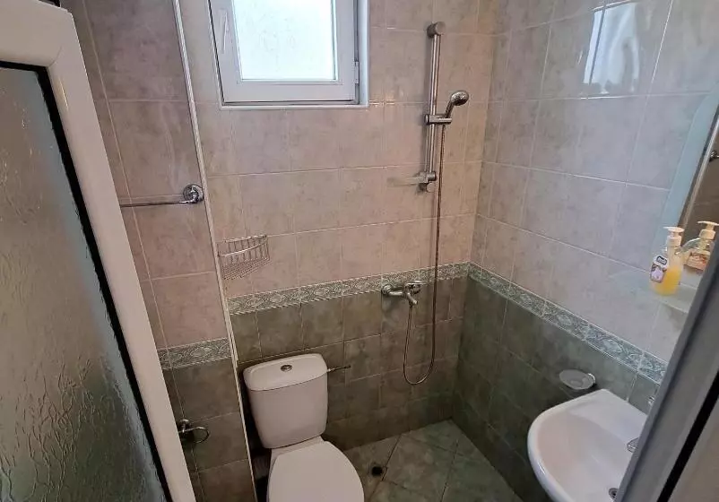 ペンション Guest House Polikseni