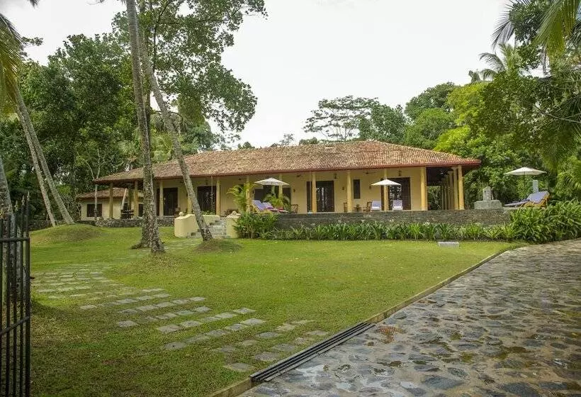 Majatalo Kurundu Villa By Unrushed