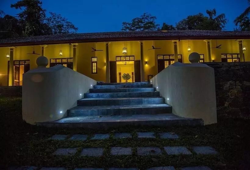 Majatalo Kurundu Villa By Unrushed