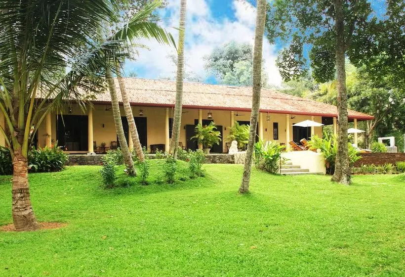 Majatalo Kurundu Villa By Unrushed