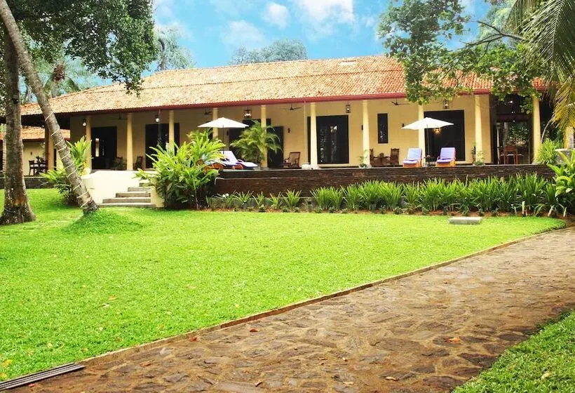 Majatalo Kurundu Villa By Unrushed