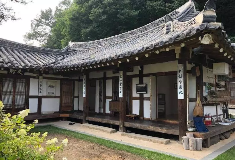 پانسیون Yangsajae