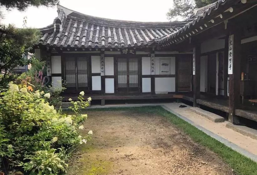 پانسیون Yangsajae