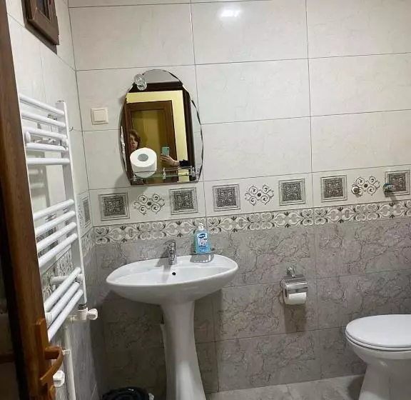 Retkeilymaja Dilbo House