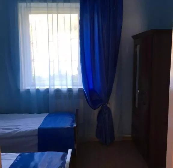 Retkeilymaja Dilbo House