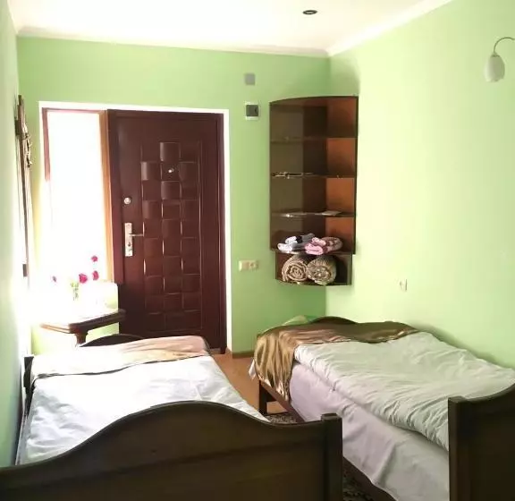 Retkeilymaja Dilbo House