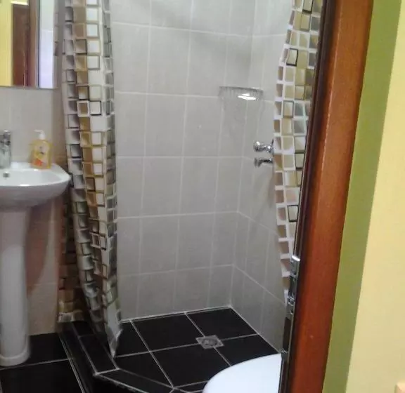 Retkeilymaja Dilbo House