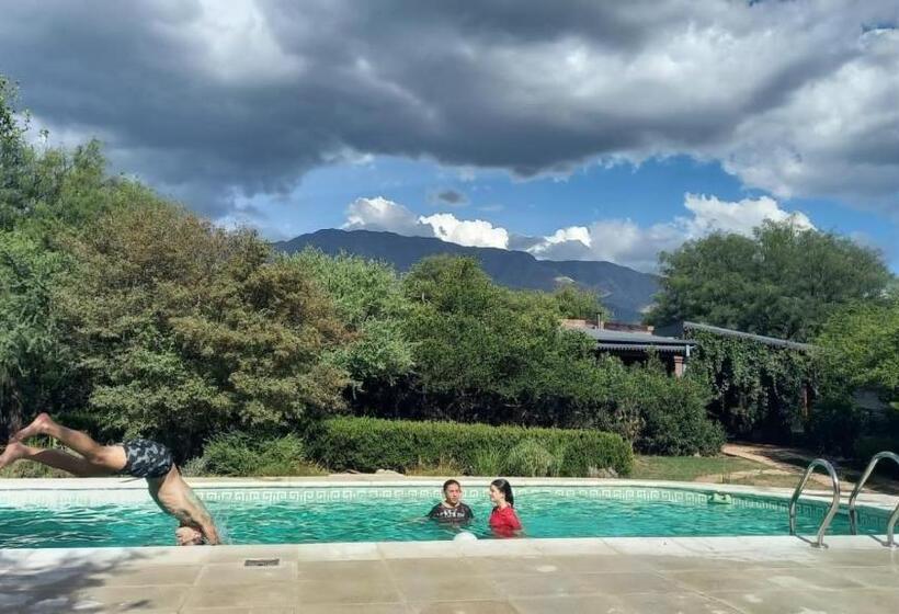 ユースホステル El Jarillal