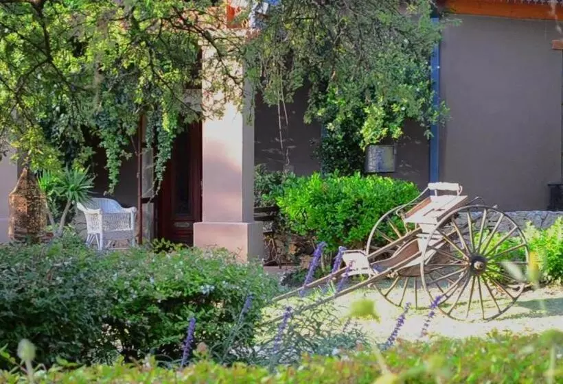 Retkeilymaja El Jarillal