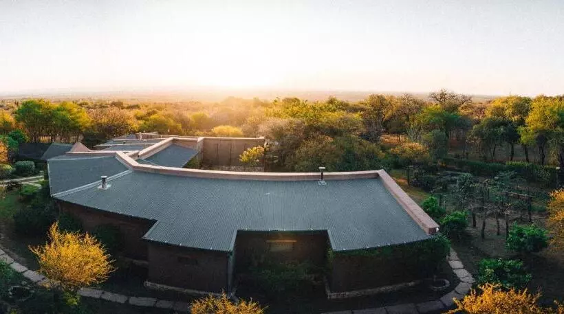 Retkeilymaja El Jarillal