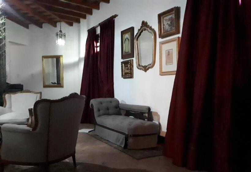 ユースホステル El Jarillal