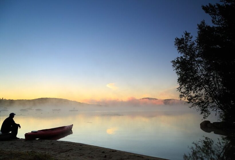 Общежитие Inn At Pleasant Lake