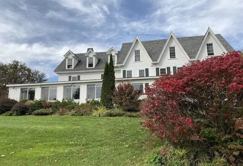 Retkeilymaja Inn At Pleasant Lake