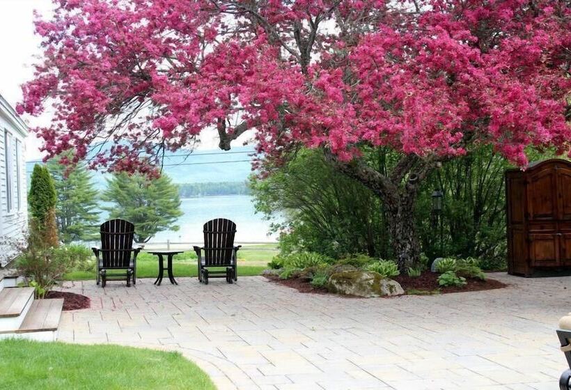 Общежитие Inn At Pleasant Lake