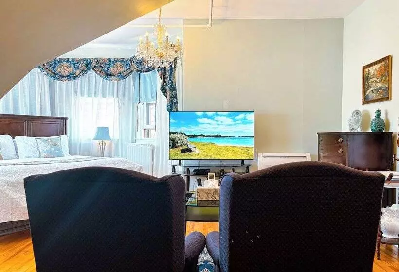 هاستل The Eden Hall Inn