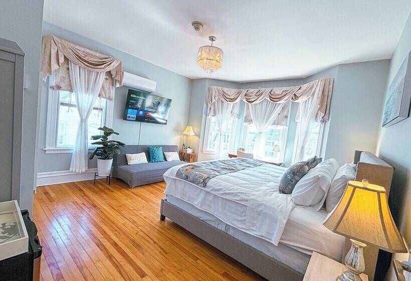 هاستل The Eden Hall Inn