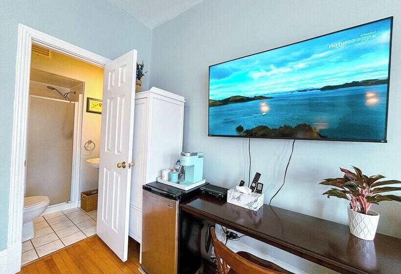 هاستل The Eden Hall Inn