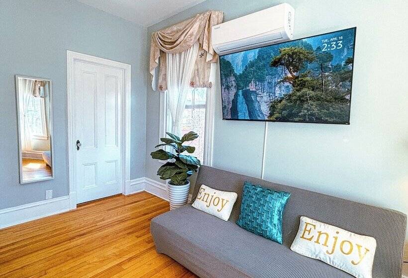 هاستل The Eden Hall Inn