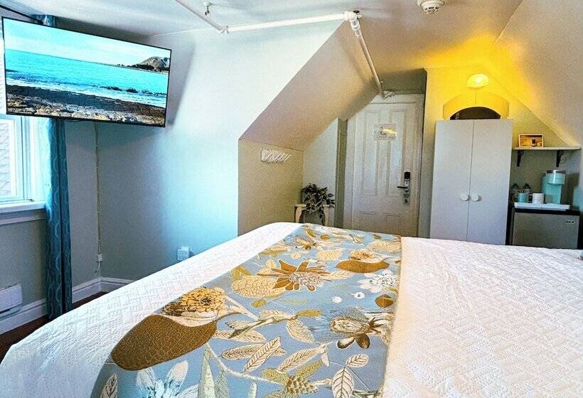 هاستل The Eden Hall Inn