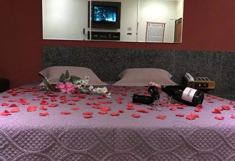 Motel Emoções