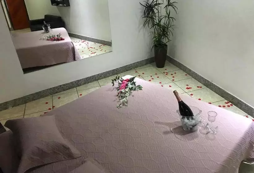 Motel Emoções