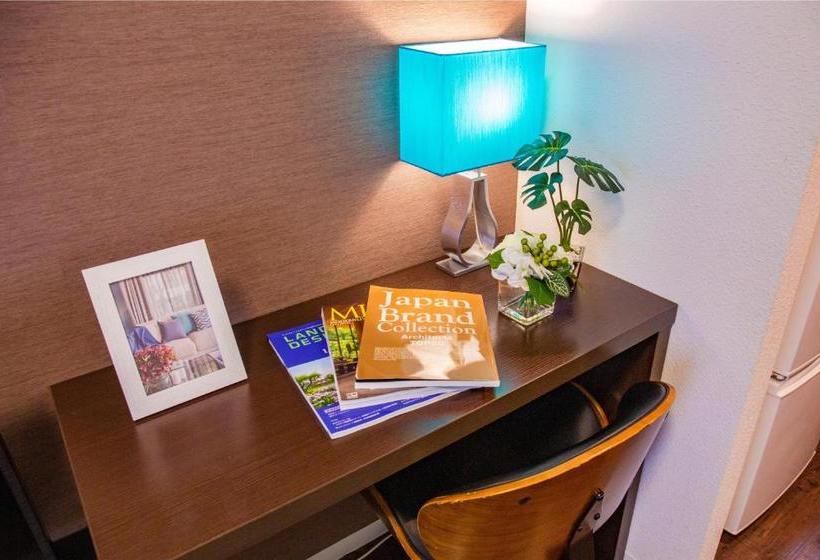 Mr Kinjo Eminence Inn Maejima