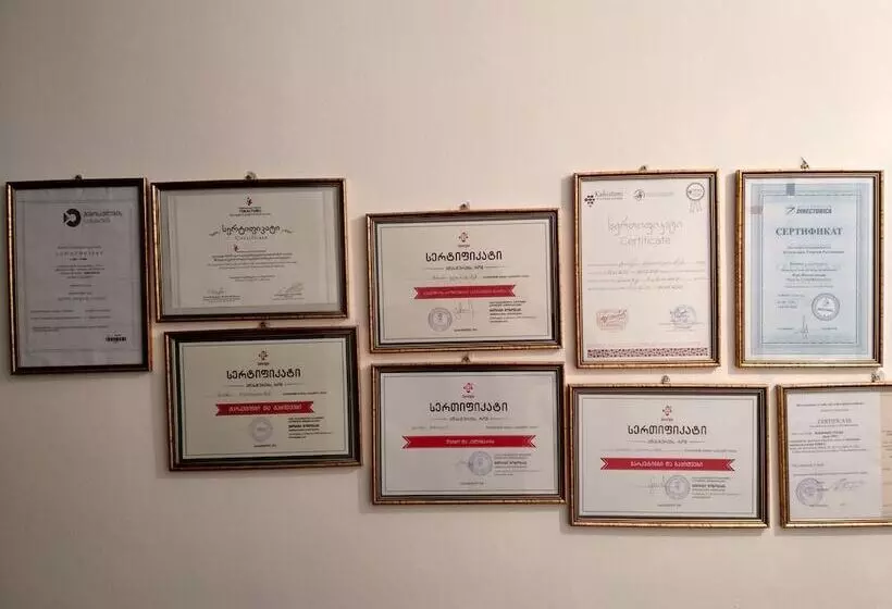 پانسیون Art House Kutateli