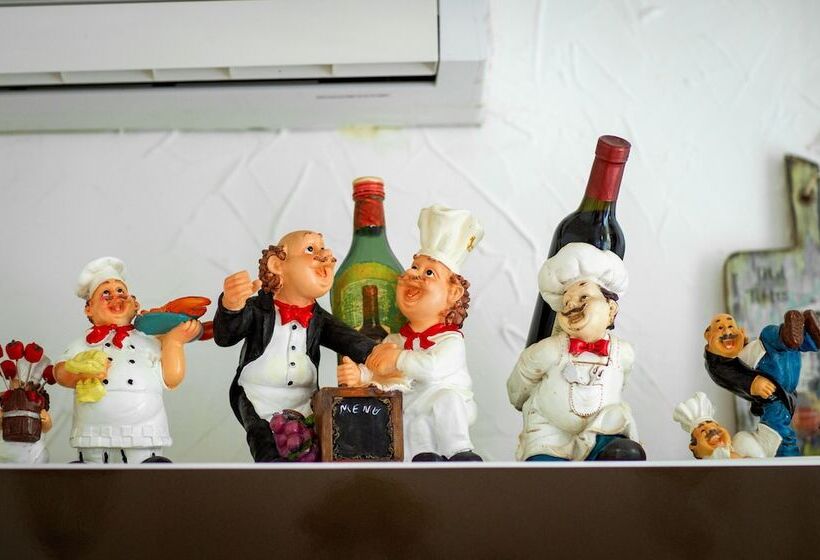 پانسیون Art House Kutateli