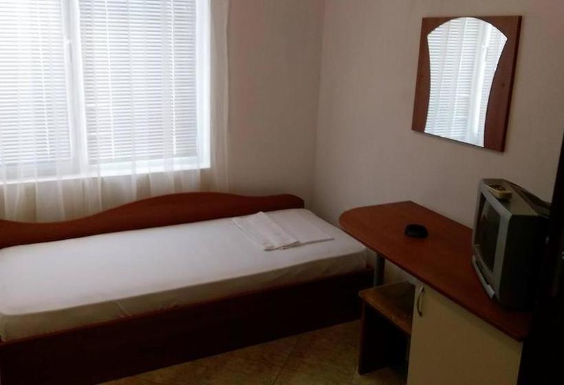 پانسیون Guest House Krasi