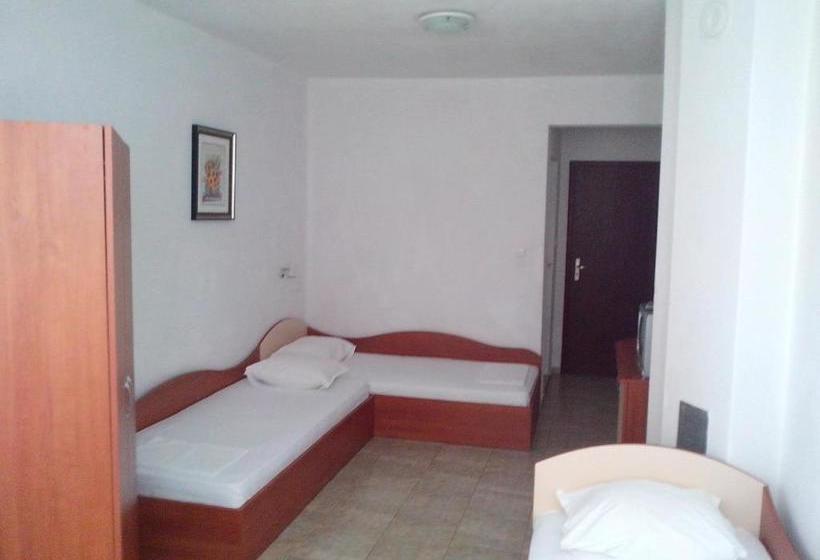 پانسیون Guest House Krasi