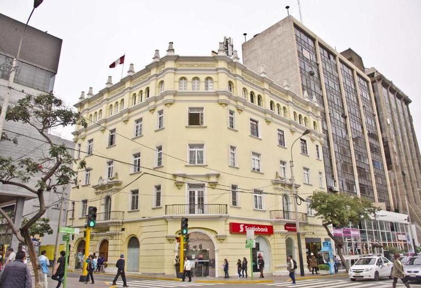 بنسيون Larq'a Park Rooms