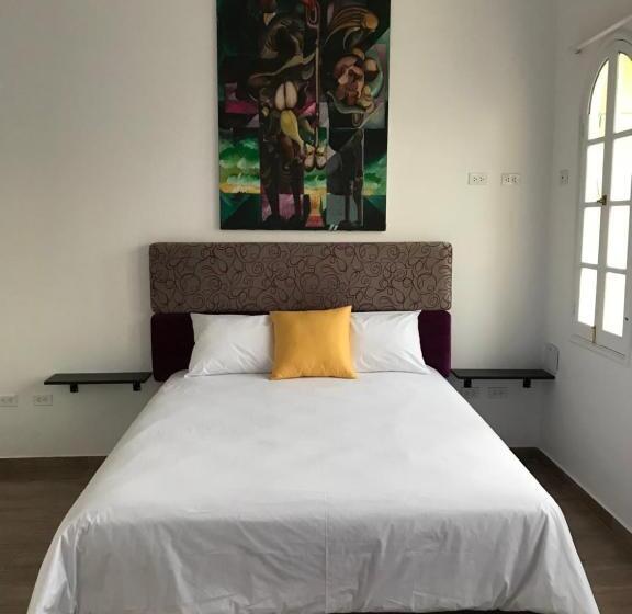 بنسيون Larq'a Park Rooms