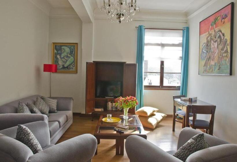 بنسيون Larq'a Park Rooms